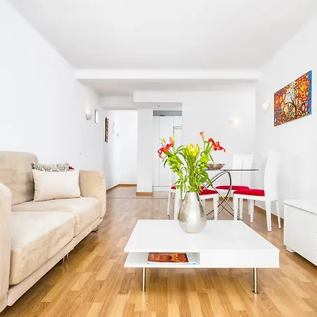 Three-Bedroom Apartment Frailes Appartement Málaga
