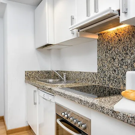Three-Bedroom Apartment Frailes