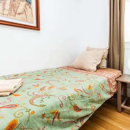Three-Bedroom Apartment Frailes