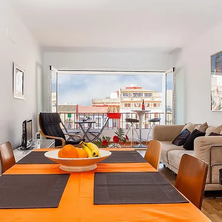 Three-Bedroom Apartment Frailes * Málaga