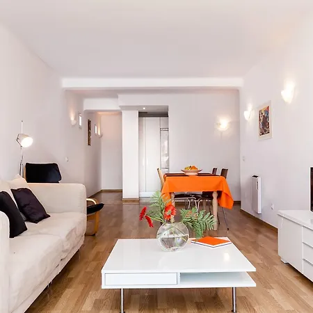 Appartement Three-Bedroom Apartment Frailes *